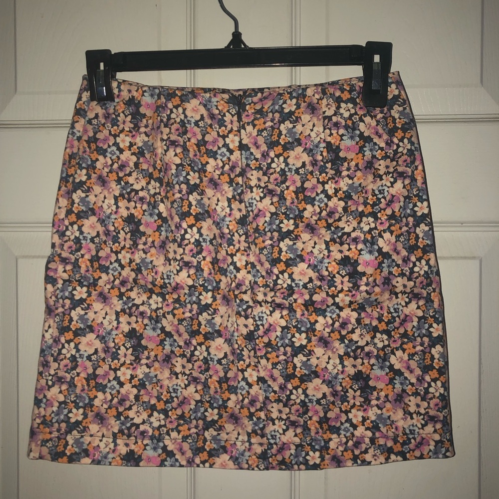Floral Women's Skirt multicolor- size 2 - Picture 2 of 10